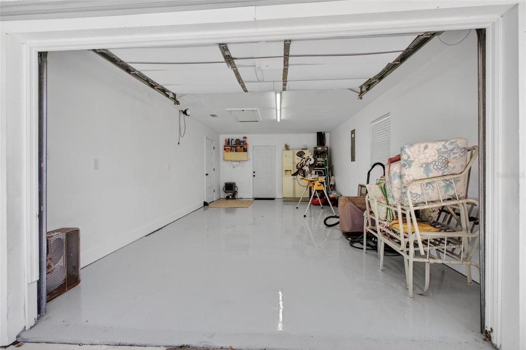 For Sale: $499,000 (3 beds, 2 baths, 1239 Square Feet)
