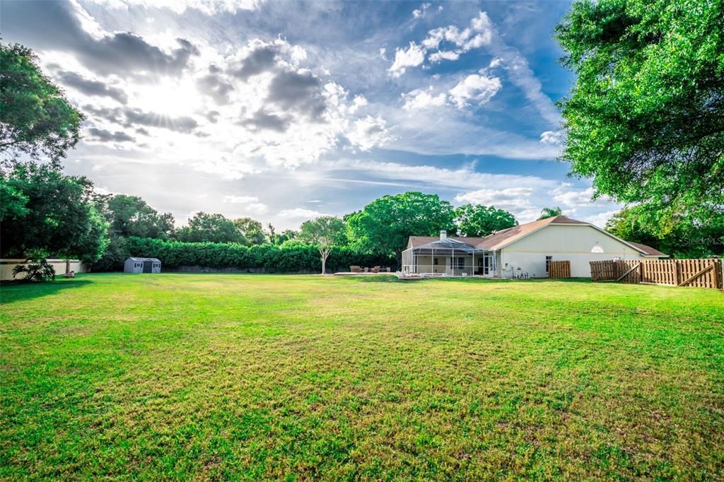 Active With Contract: $900,000 (5 beds, 3 baths, 2997 Square Feet)