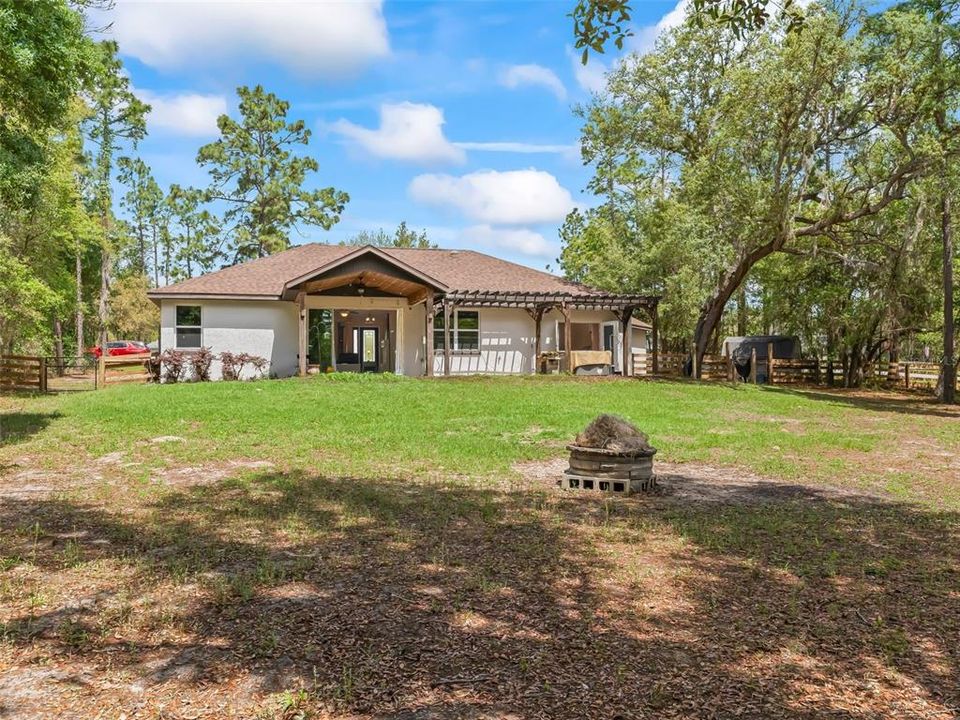 For Sale: $599,000 (3 beds, 2 baths, 1957 Square Feet)