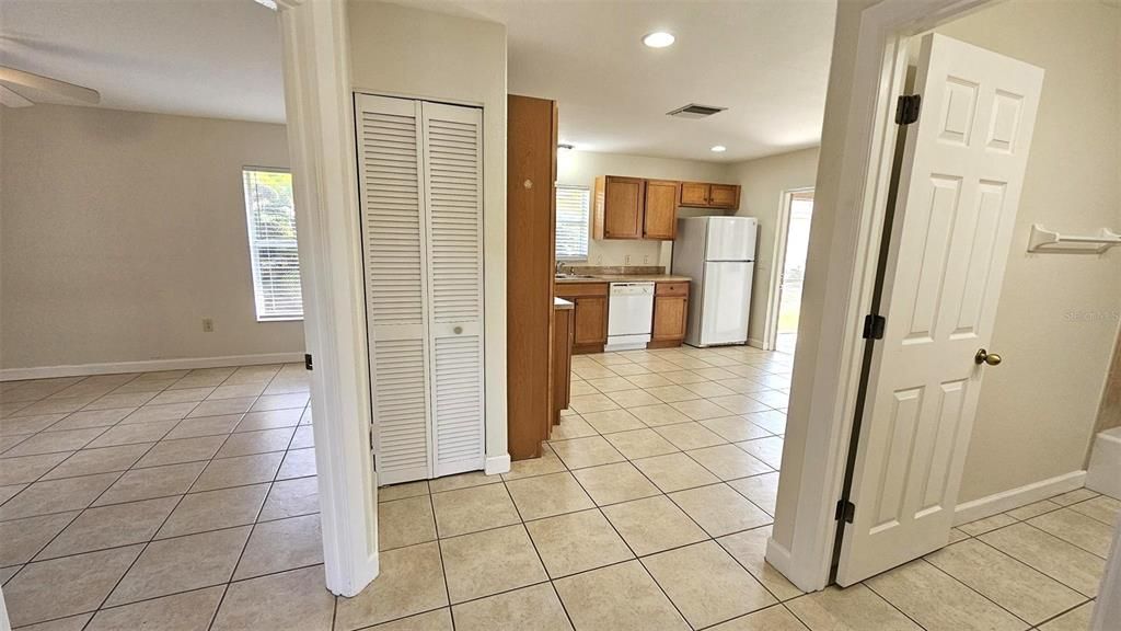 В аренду: $1,450 (2 спален, 2 ванн, 960 Квадратных фут)
