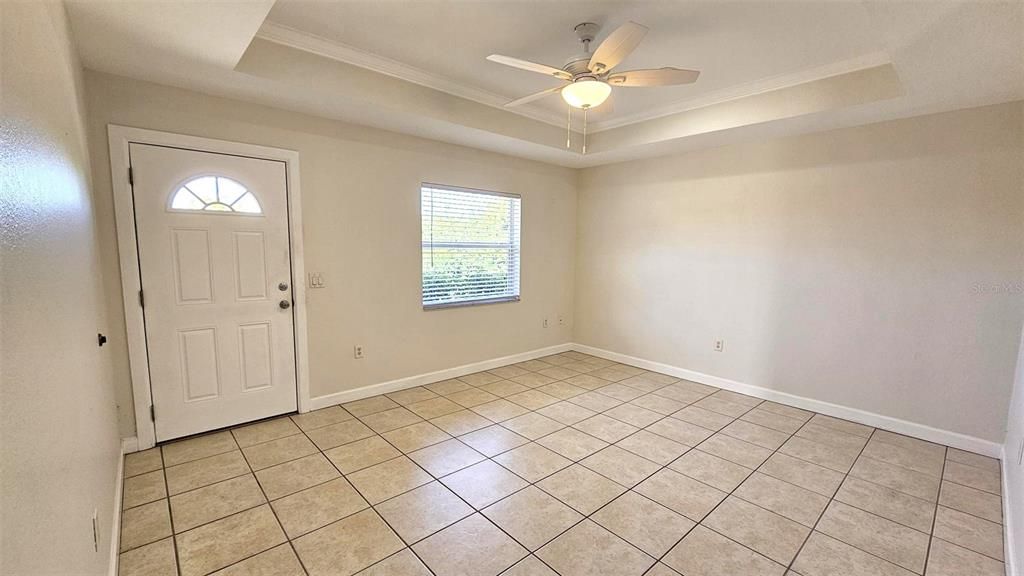 В аренду: $1,450 (2 спален, 2 ванн, 960 Квадратных фут)