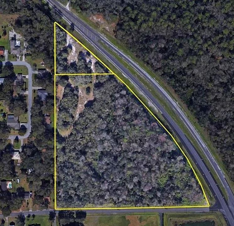 На продажу: $599,000 (14.18 acres)