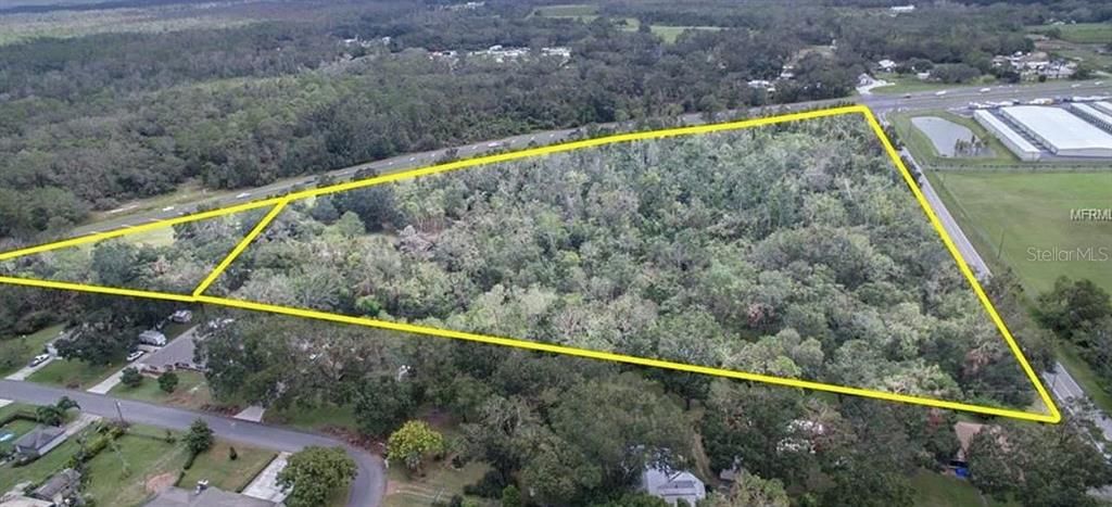 На продажу: $599,000 (14.18 acres)