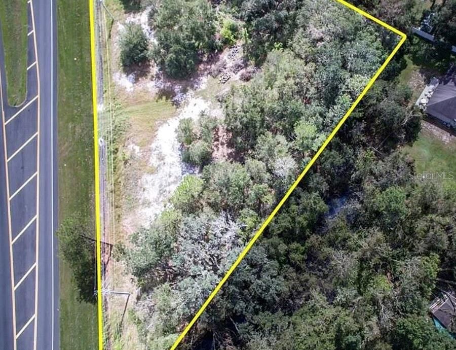 На продажу: $599,000 (14.18 acres)