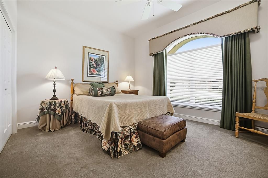 For Sale: $824,900 (3 beds, 2 baths, 2502 Square Feet)