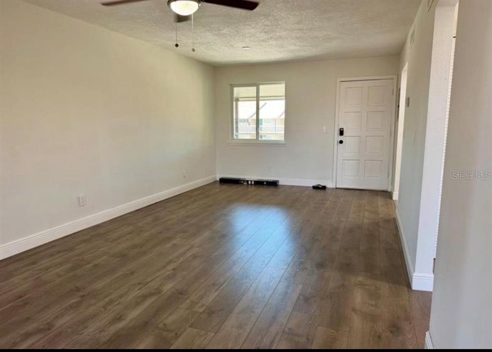For Rent: $1,500 (1 beds, 1 baths, 678 Square Feet)