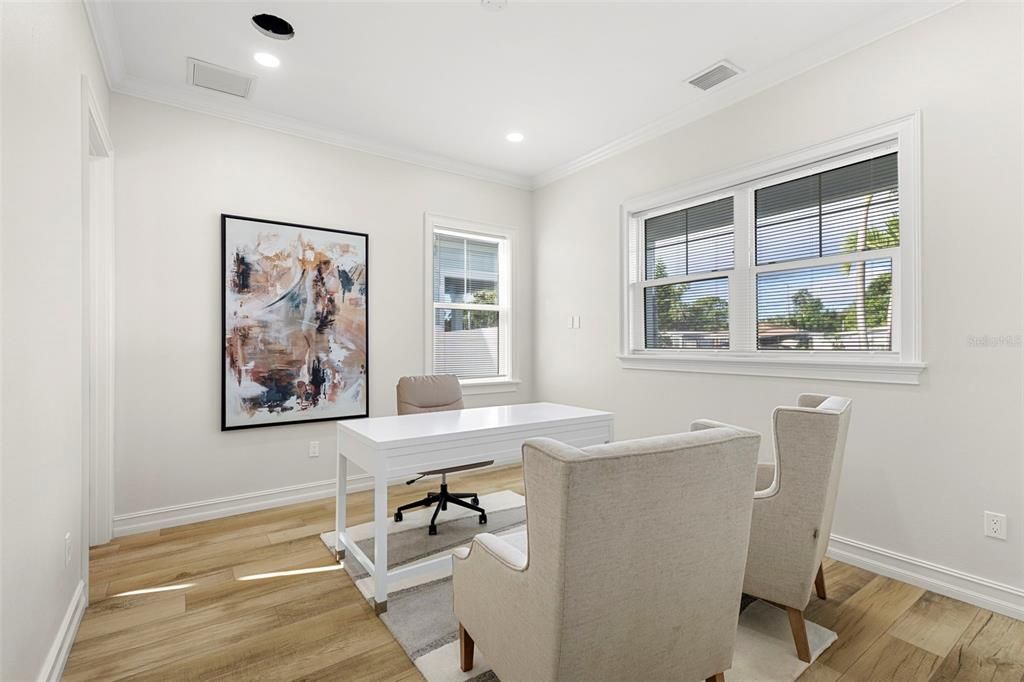En Venta: $875,000 (4 camas, 3 baños, 2471 Pies cuadrados)