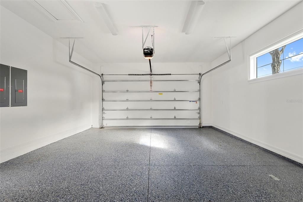 En Venta: $875,000 (4 camas, 3 baños, 2471 Pies cuadrados)