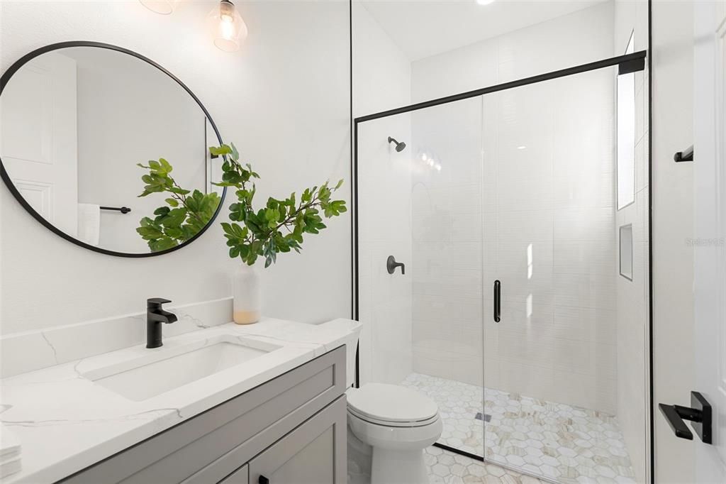 En Venta: $875,000 (4 camas, 3 baños, 2471 Pies cuadrados)