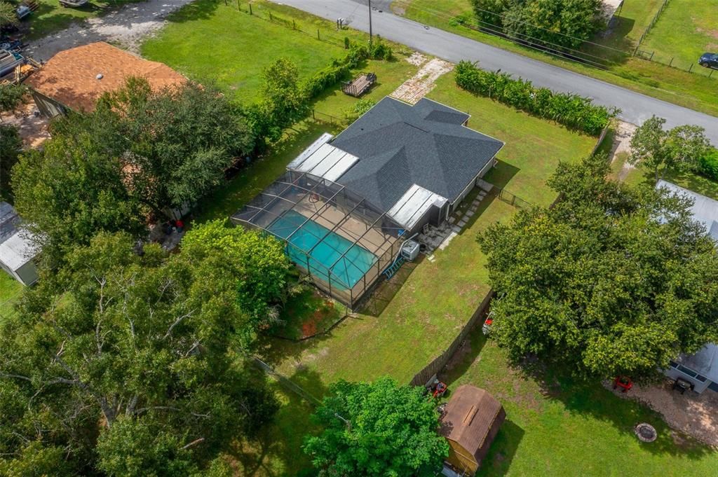 For Sale: $265,000 (2 beds, 1 baths, 1200 Square Feet)