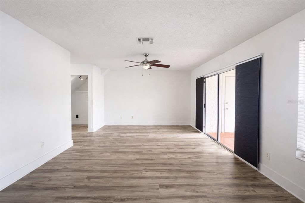 Activo con contrato: $247,900 (2 camas, 2 baños, 1176 Pies cuadrados)