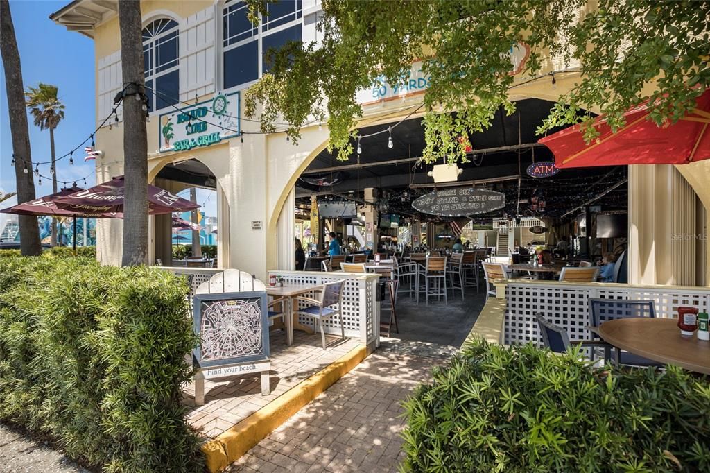 For Sale: $439,900 (1 beds, 1 baths, 590 Square Feet)
