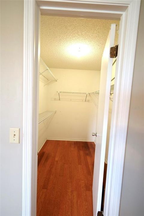 Activo con contrato: $205,000 (2 camas, 2 baños, 1488 Pies cuadrados)