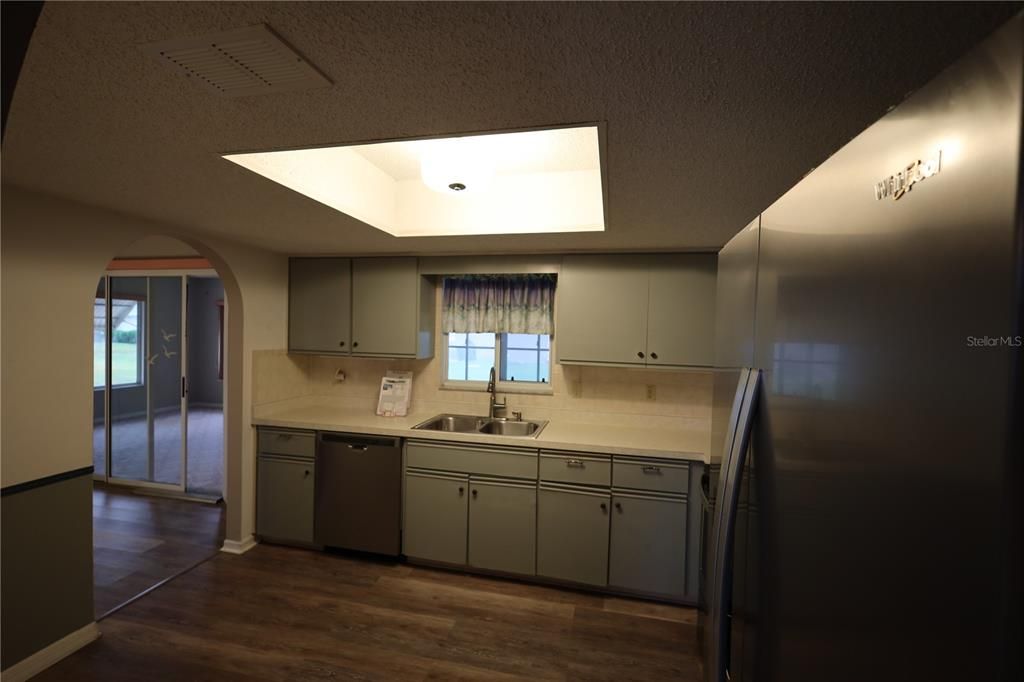 Activo con contrato: $205,000 (2 camas, 2 baños, 1488 Pies cuadrados)