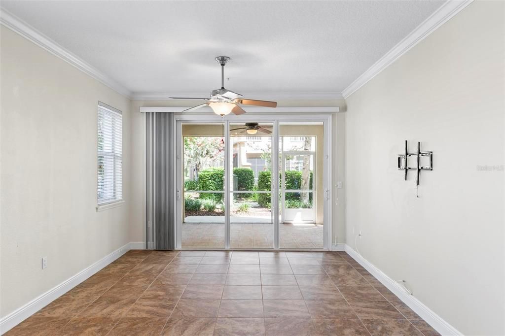 Active With Contract: $1,895 (2 beds, 2 baths, 1115 Square Feet)