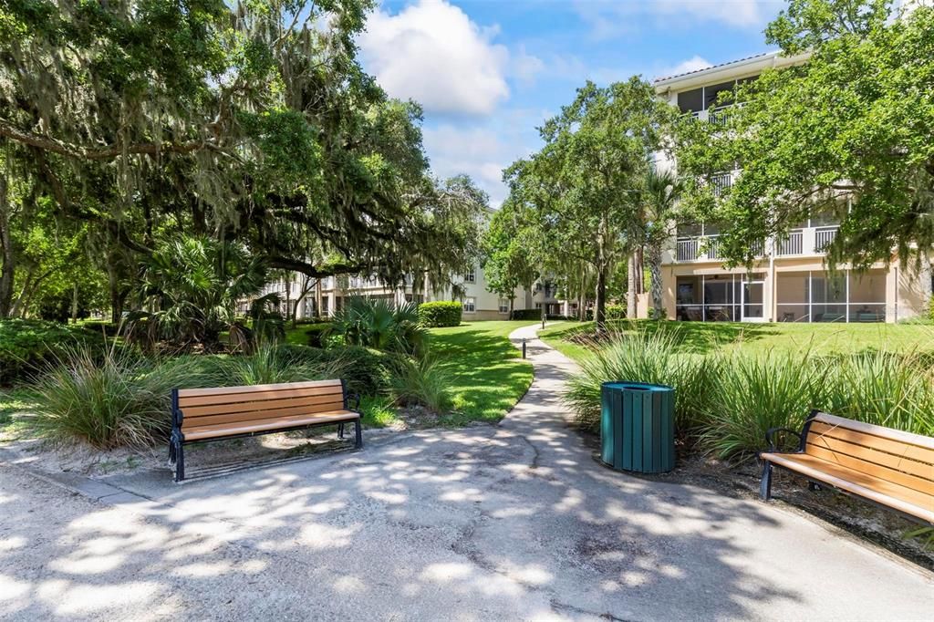Active With Contract: $1,895 (2 beds, 2 baths, 1115 Square Feet)