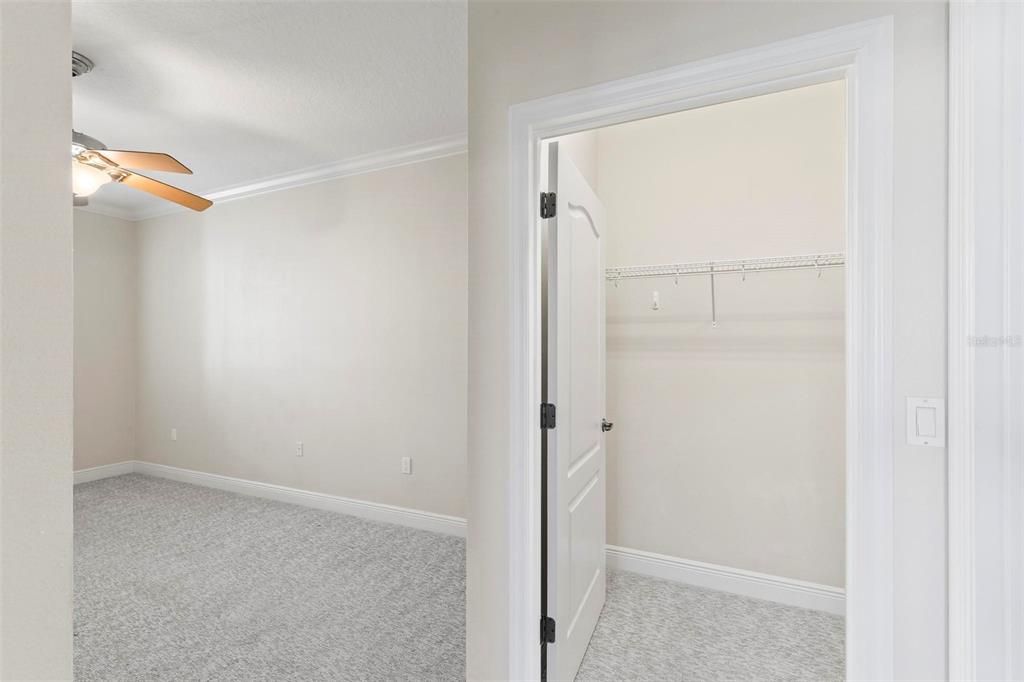 Active With Contract: $1,895 (2 beds, 2 baths, 1115 Square Feet)