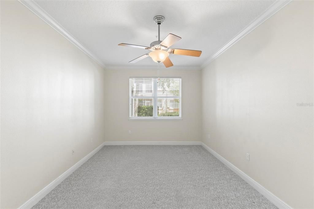 Active With Contract: $1,895 (2 beds, 2 baths, 1115 Square Feet)