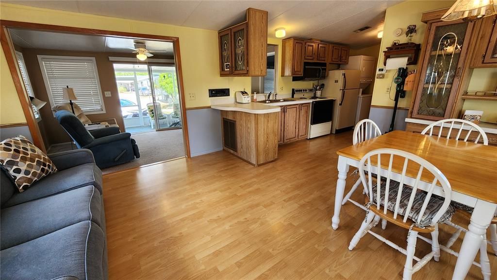 En Venta: $120,000 (2 camas, 1 baños, 796 Pies cuadrados)