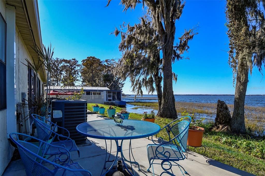 For Rent: $2,000 (2 beds, 2 baths, 1334 Square Feet)