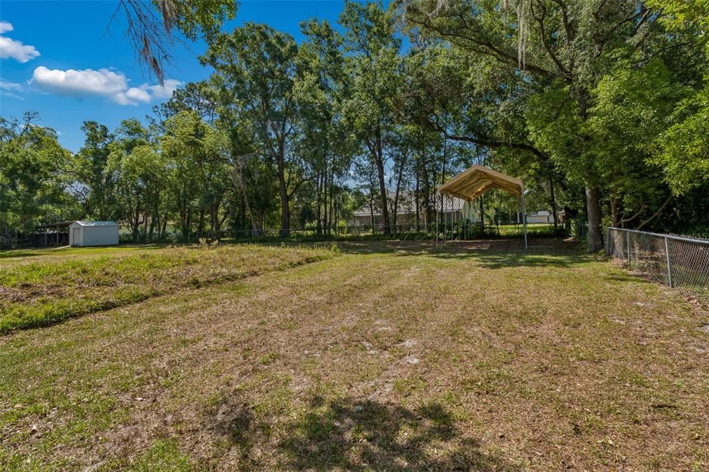 Activo con contrato: $485,000 (4 camas, 2 baños, 2074 Pies cuadrados)