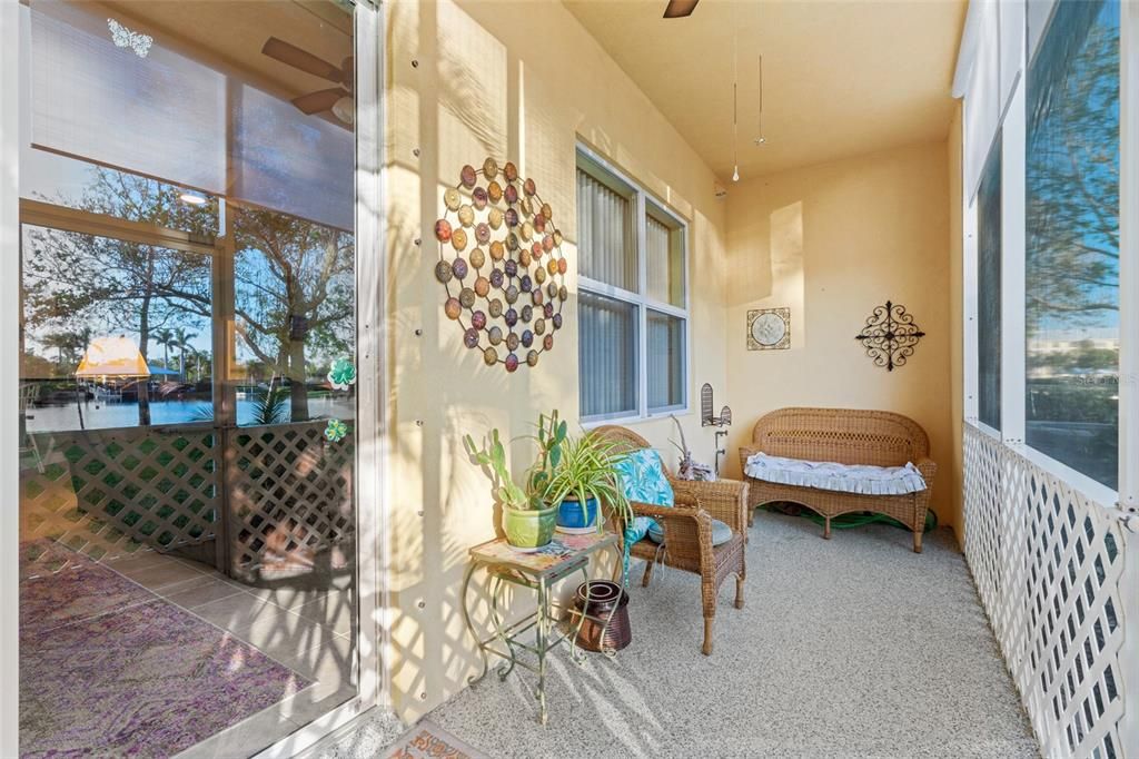 For Sale: $264,900 (2 beds, 2 baths, 1756 Square Feet)