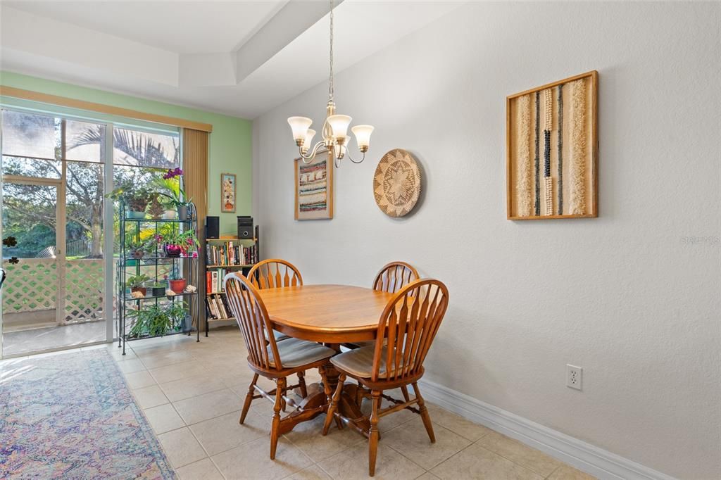 For Sale: $264,900 (2 beds, 2 baths, 1756 Square Feet)