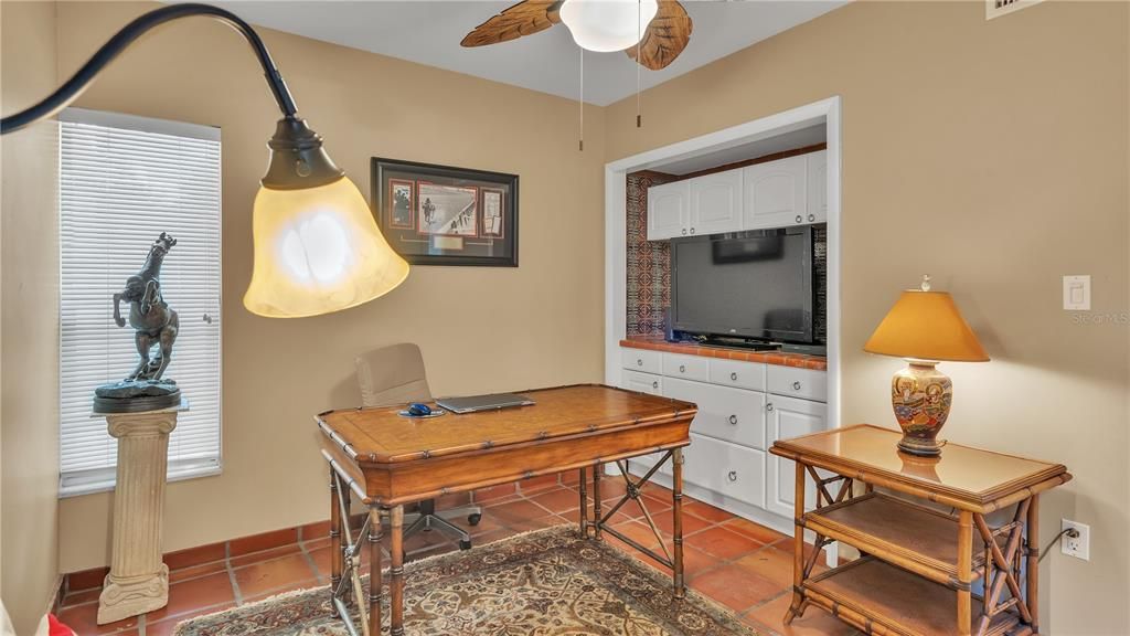 На продажу: $267,000 (3 спален, 3 ванн, 1878 Квадратных фут)