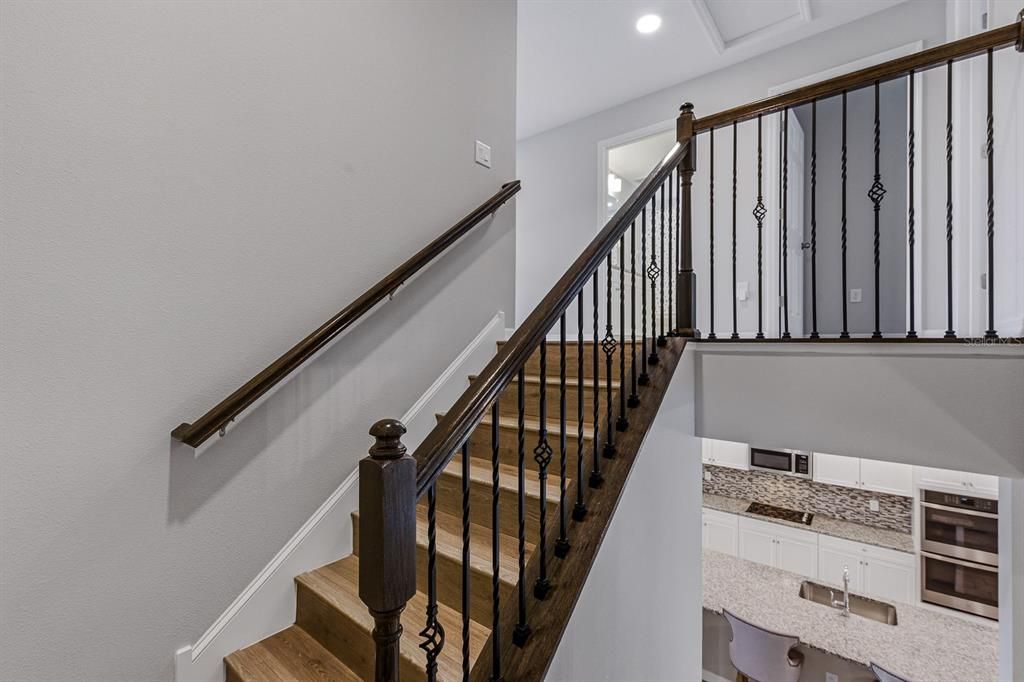Activo con contrato: $749,000 (5 camas, 4 baños, 3761 Pies cuadrados)