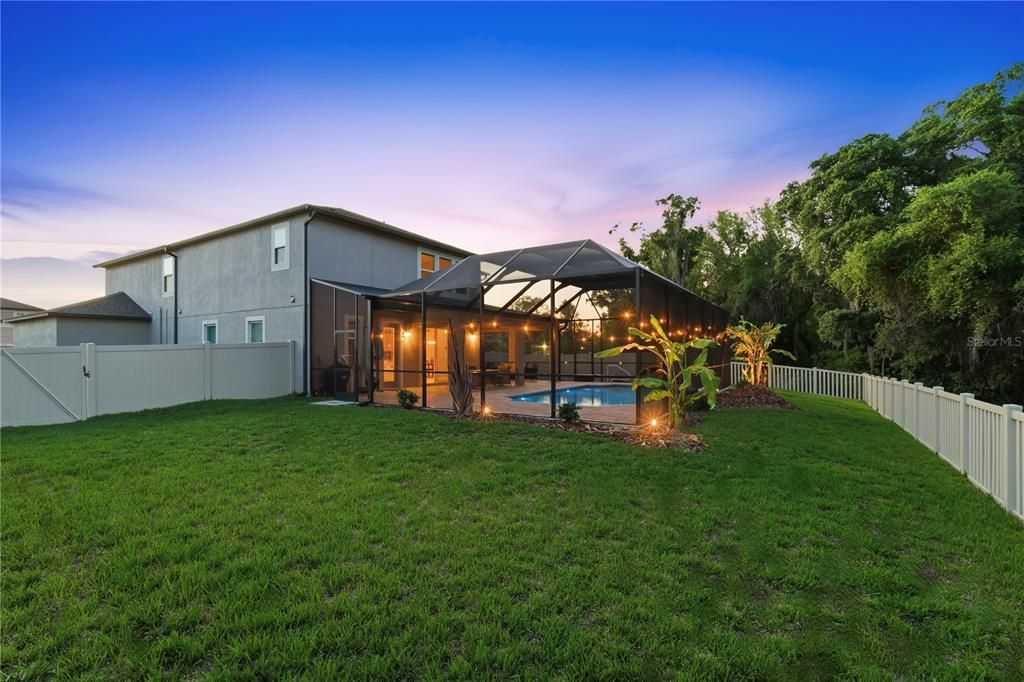 Activo con contrato: $749,000 (5 camas, 4 baños, 3761 Pies cuadrados)