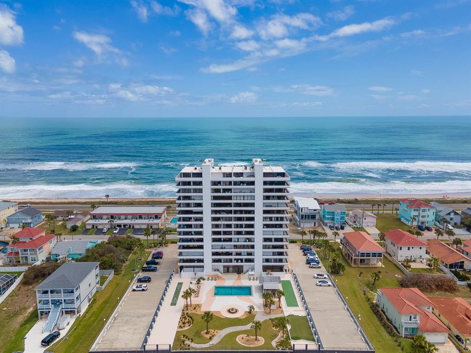 For Sale: $425,000 (2 beds, 2 baths, 1215 Square Feet)