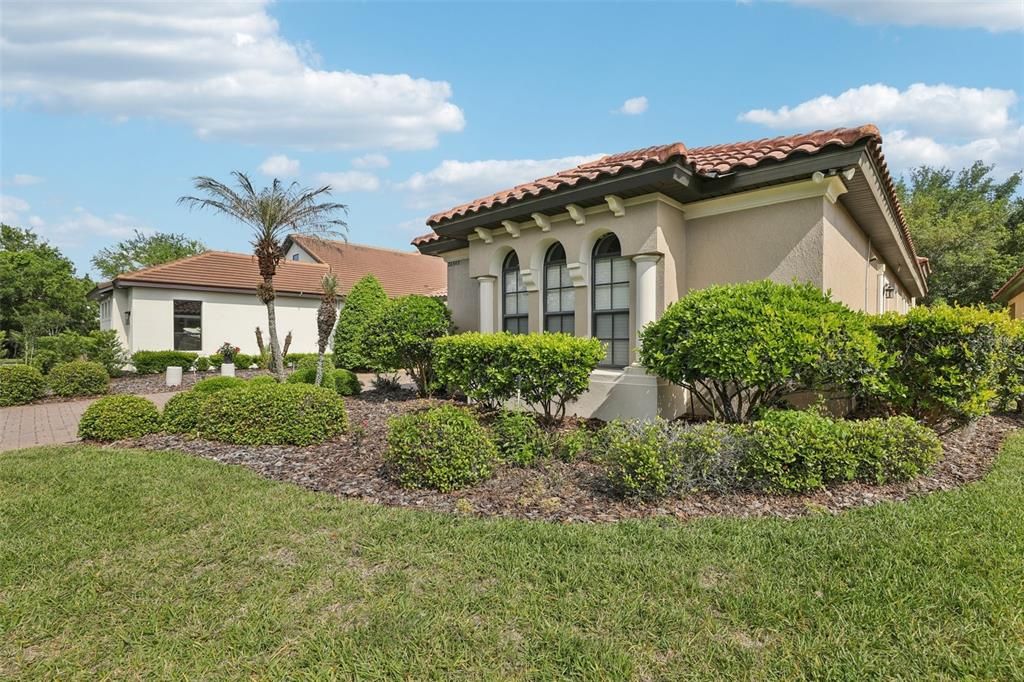 En Venta: $539,995 (3 camas, 2 baños, 2138 Pies cuadrados)