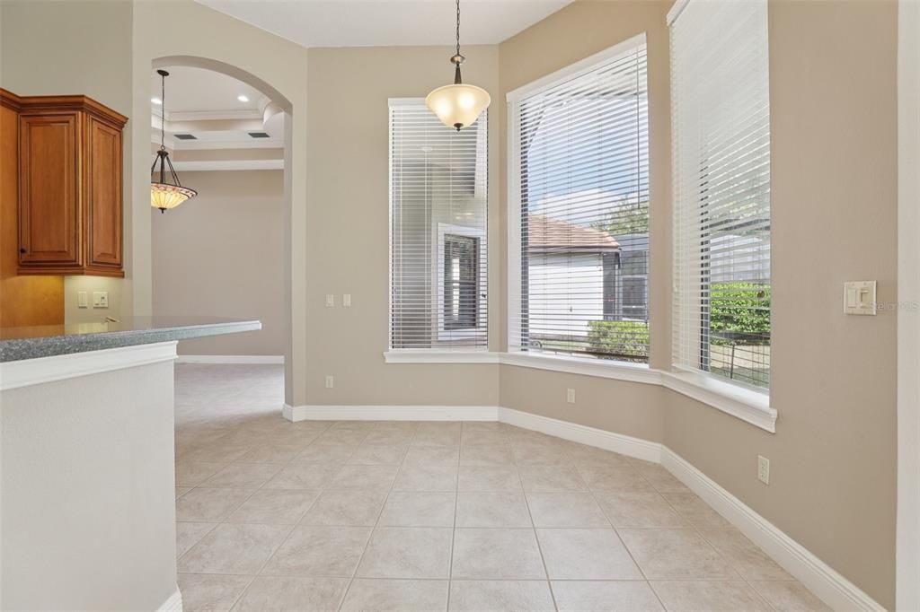 En Venta: $539,995 (3 camas, 2 baños, 2138 Pies cuadrados)