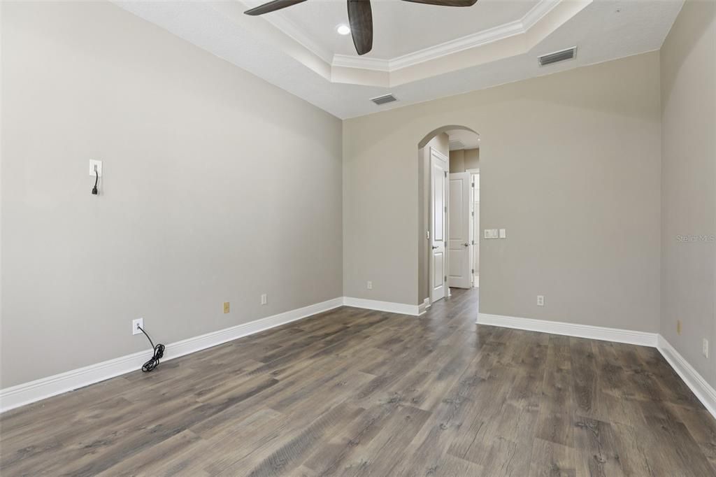 En Venta: $539,995 (3 camas, 2 baños, 2138 Pies cuadrados)