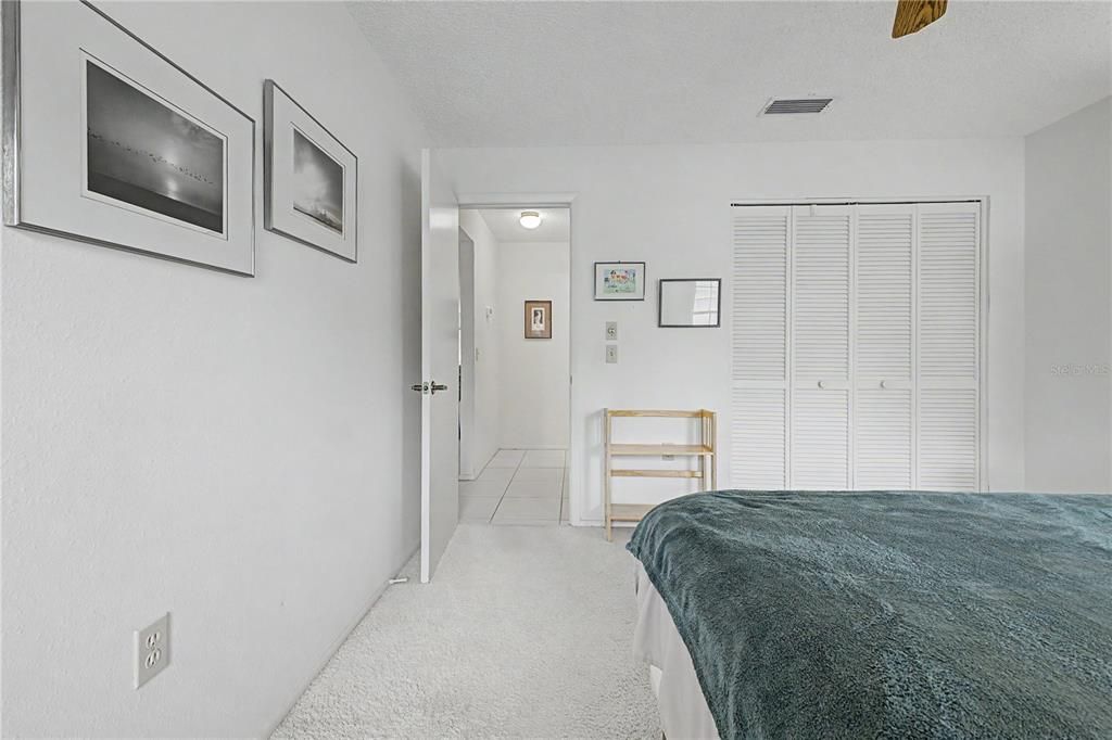 Active With Contract: $240,000 (2 beds, 2 baths, 1415 Square Feet)