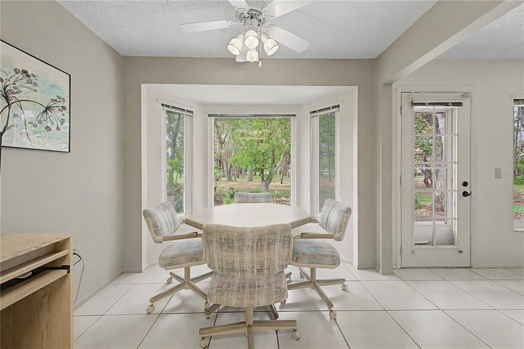 Active With Contract: $240,000 (2 beds, 2 baths, 1415 Square Feet)