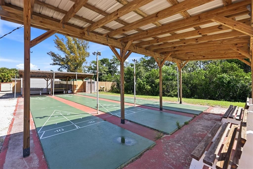 For Sale: $445,000 (2 beds, 2 baths, 1296 Square Feet)