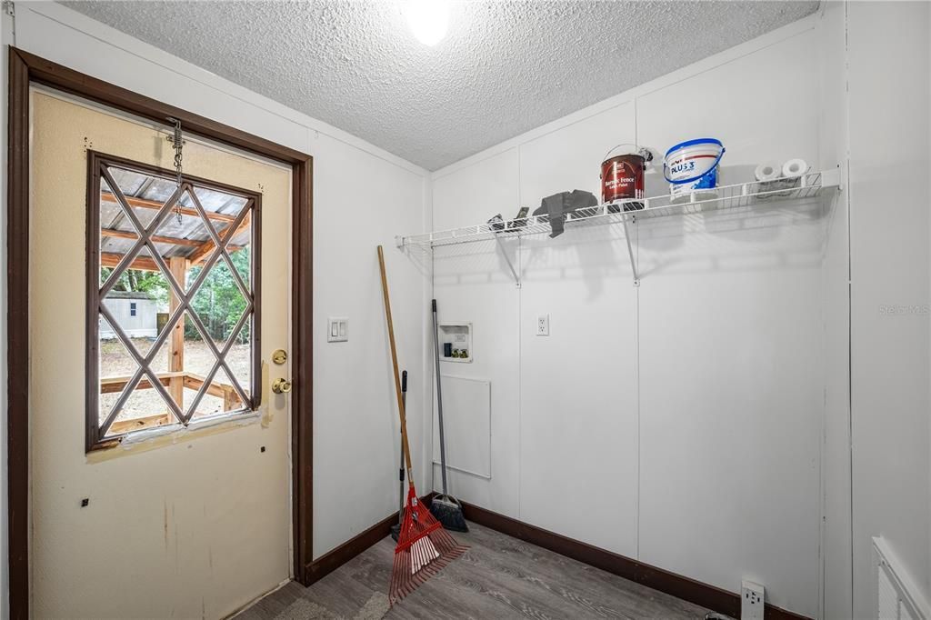 For Sale: $289,900 (5 beds, 4 baths, 2603 Square Feet)