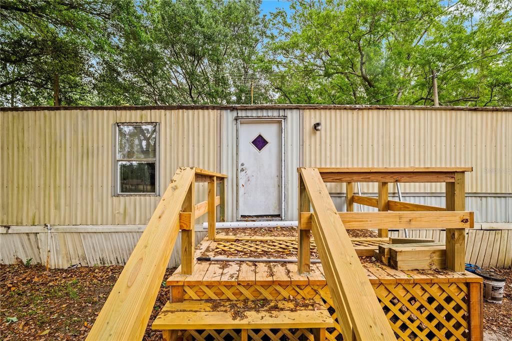 For Sale: $289,900 (5 beds, 4 baths, 2603 Square Feet)