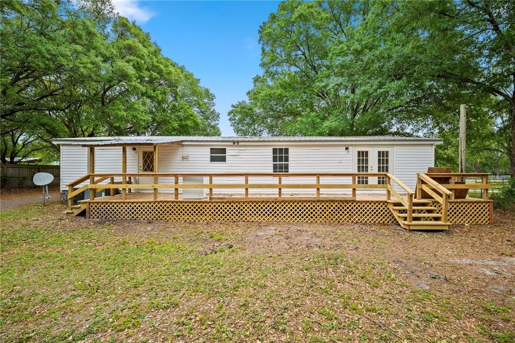 For Sale: $289,900 (5 beds, 4 baths, 2603 Square Feet)