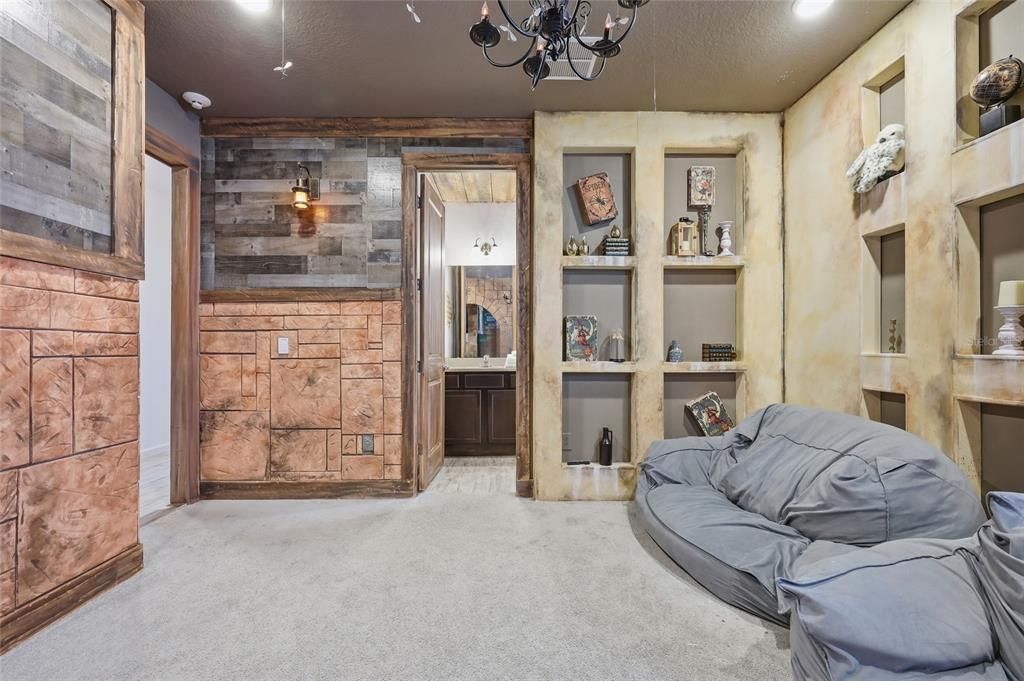 For Sale: $1,799,000 (13 beds, 11 baths, 5504 Square Feet)
