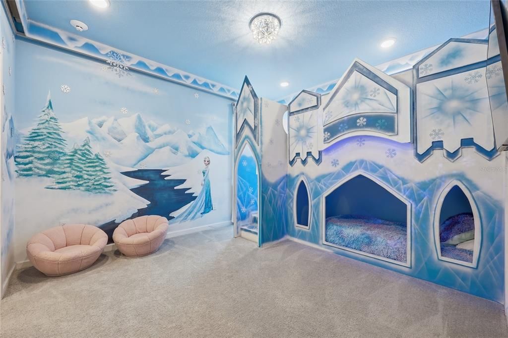 For Sale: $1,799,000 (13 beds, 11 baths, 5504 Square Feet)