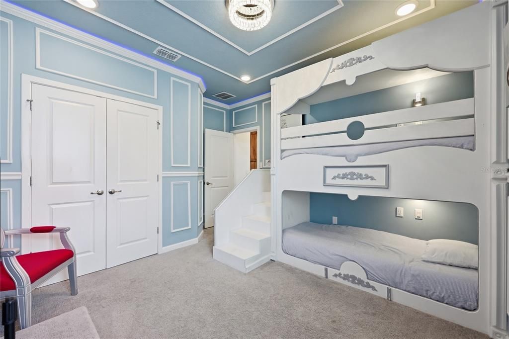 For Sale: $1,799,000 (13 beds, 11 baths, 5504 Square Feet)