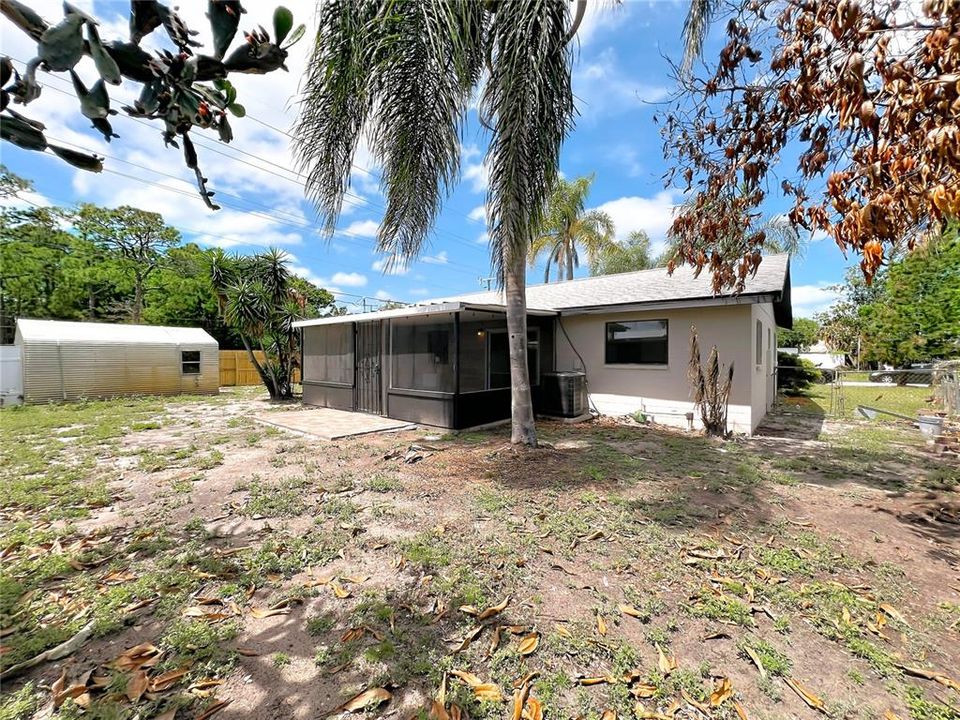 For Sale: $279,900 (3 beds, 2 baths, 1227 Square Feet)
