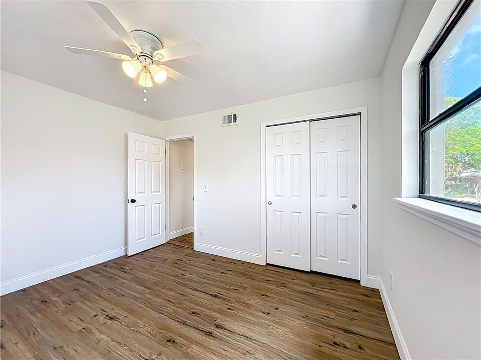 For Sale: $279,900 (3 beds, 2 baths, 1227 Square Feet)