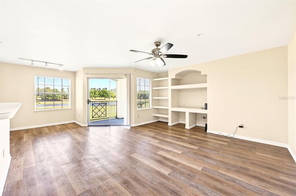 Activo con contrato: $155,000 (2 camas, 1 baños, 1021 Pies cuadrados)