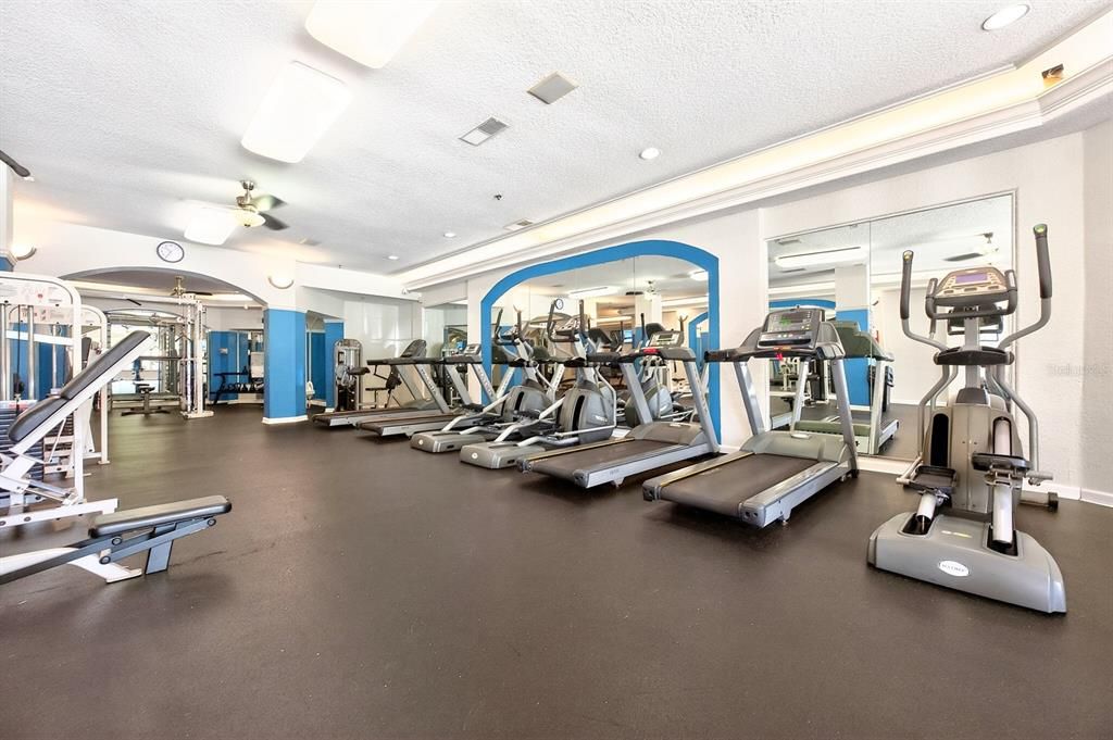 Activo con contrato: $155,000 (2 camas, 1 baños, 1021 Pies cuadrados)