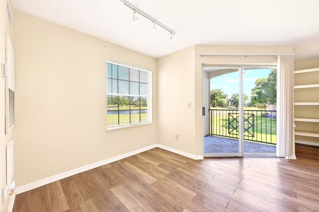 Activo con contrato: $155,000 (2 camas, 1 baños, 1021 Pies cuadrados)