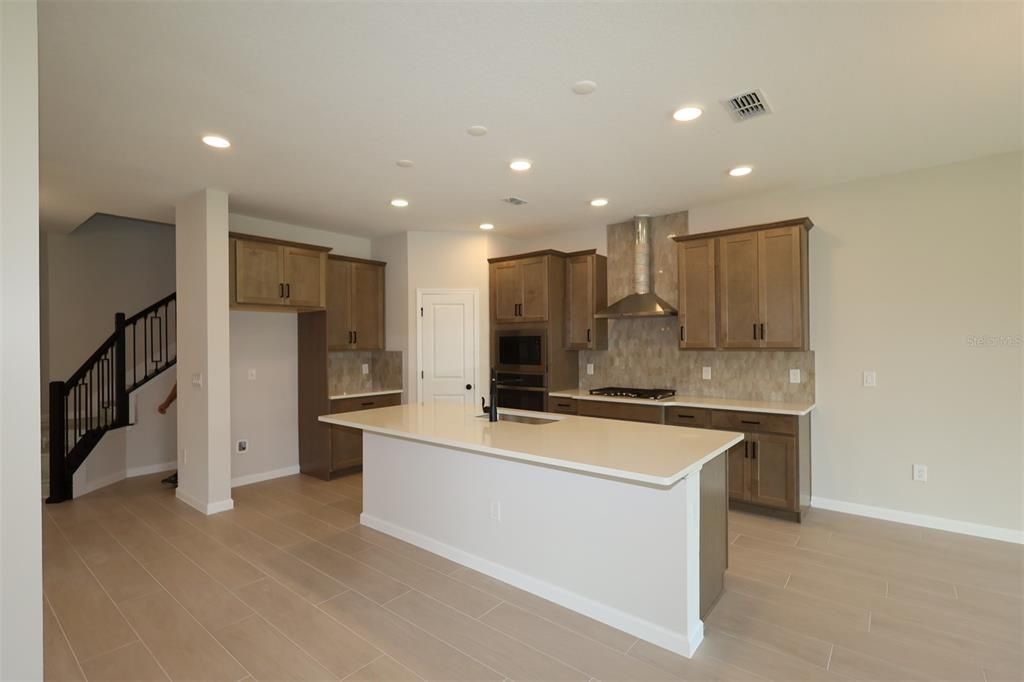 For Sale: $659,990 (5 beds, 4 baths, 3120 Square Feet)