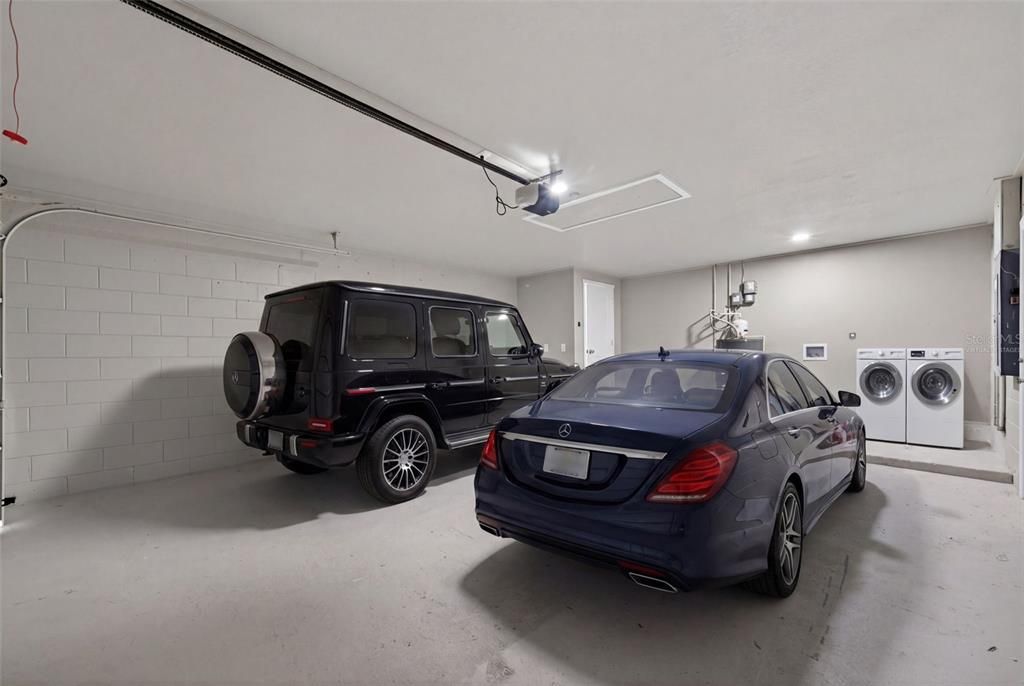 Под контрактом: $649,000 (4 спален, 3 ванн, 2004 Квадратных фут)